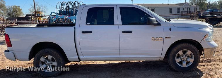 image for item GG9797 2014 Dodge Ram 1500  Crew Cab pickup truck