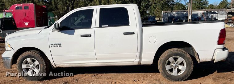 image for item GG9797 2014 Dodge Ram 1500  Crew Cab pickup truck