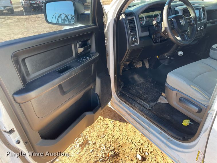 image for item GG9797 2014 Dodge Ram 1500  Crew Cab pickup truck