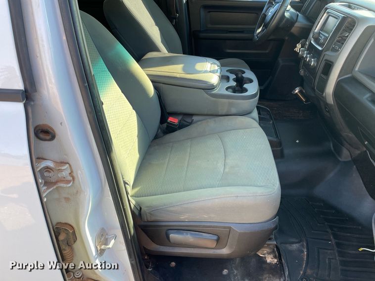 image for item GG9797 2014 Dodge Ram 1500  Crew Cab pickup truck