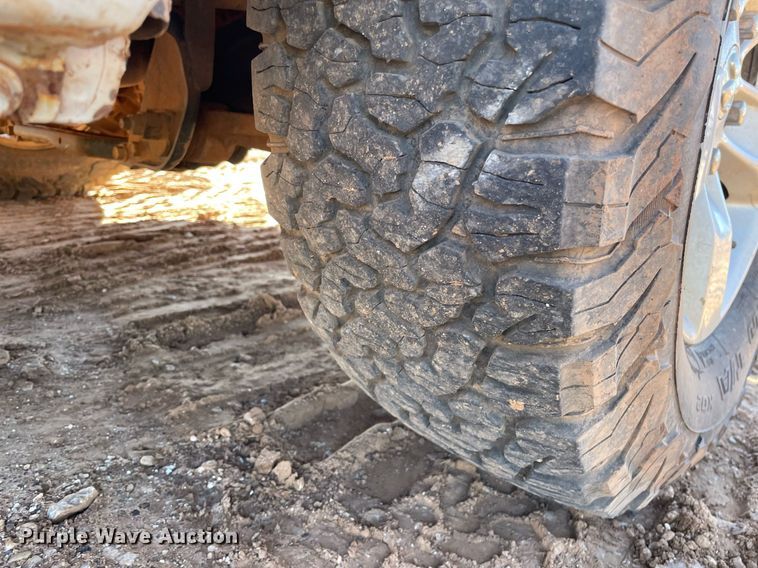 image for item GG9797 2014 Dodge Ram 1500  Crew Cab pickup truck