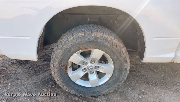 image for item GG9797 2014 Dodge Ram 1500  Crew Cab pickup truck