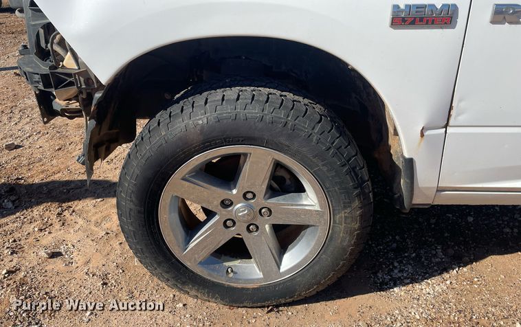 image for item GG9800 2014 Dodge Ram 1500  Crew Cab pickup truck