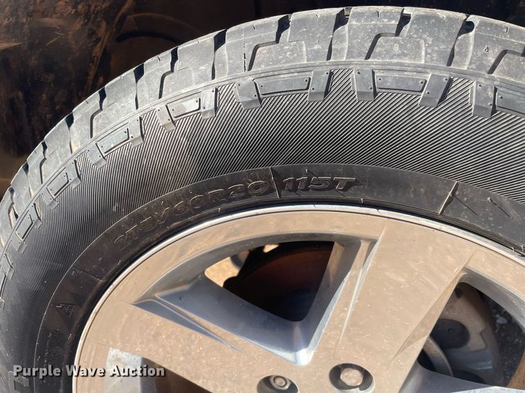 image for item GG9800 2014 Dodge Ram 1500  Crew Cab pickup truck