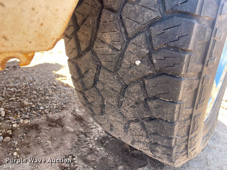 image for item GG9800 2014 Dodge Ram 1500  Crew Cab pickup truck