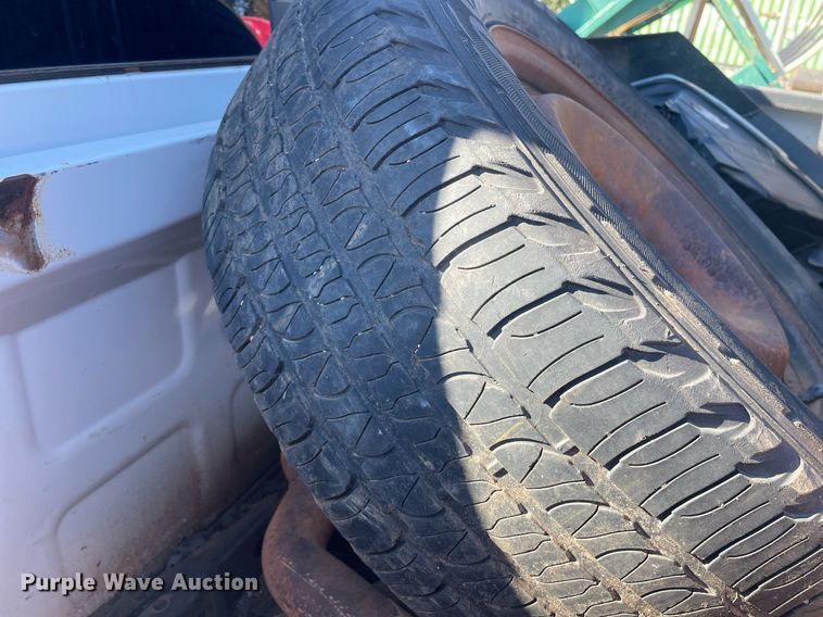 image for item GG9800 2014 Dodge Ram 1500  Crew Cab pickup truck