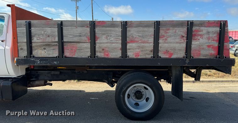 image for item GQ9220 1984 GMC C6000  dump flatbed truck