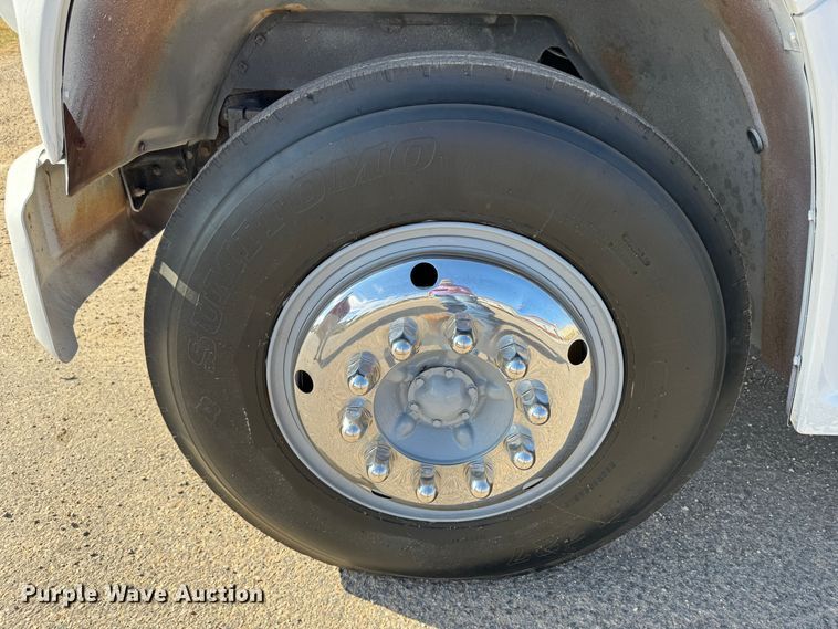 image for item GQ9220 1984 GMC C6000  dump flatbed truck