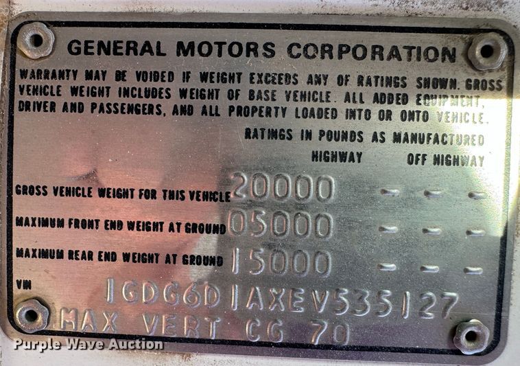 image for item GQ9220 1984 GMC C6000  dump flatbed truck