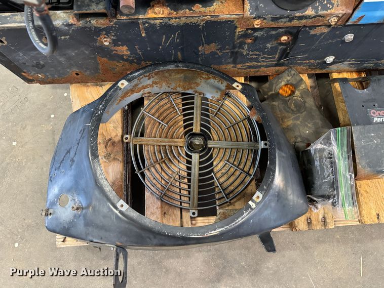 image for item GQ9221 Miller The Legend AEAD-200LE  welder/generator