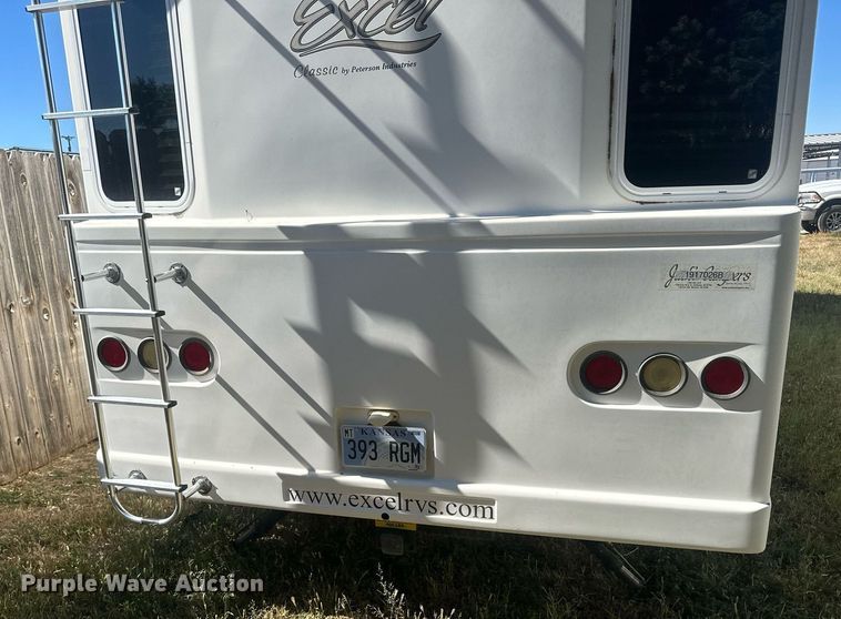 image for item IU9033 2007 Peterson Industries Excel  camper