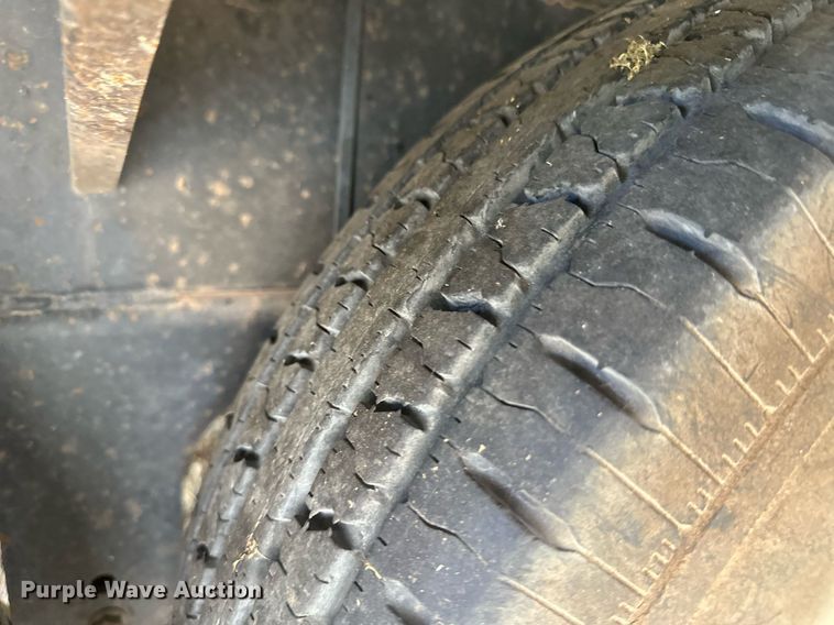 image for item IU9033 2007 Peterson Industries Excel  camper