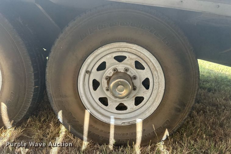 image for item IU9033 2007 Peterson Industries Excel  camper