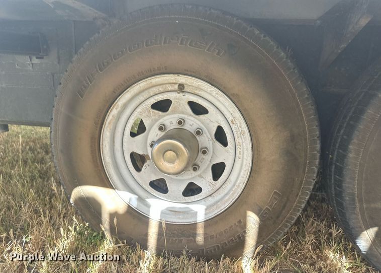 image for item IU9033 2007 Peterson Industries Excel  camper