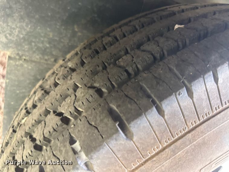 image for item IU9033 2007 Peterson Industries Excel  camper