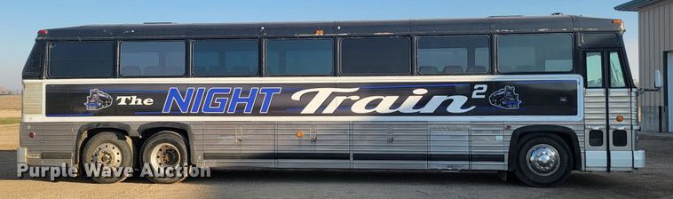 image for item JG9634 1982 MCI MC-9  party bus