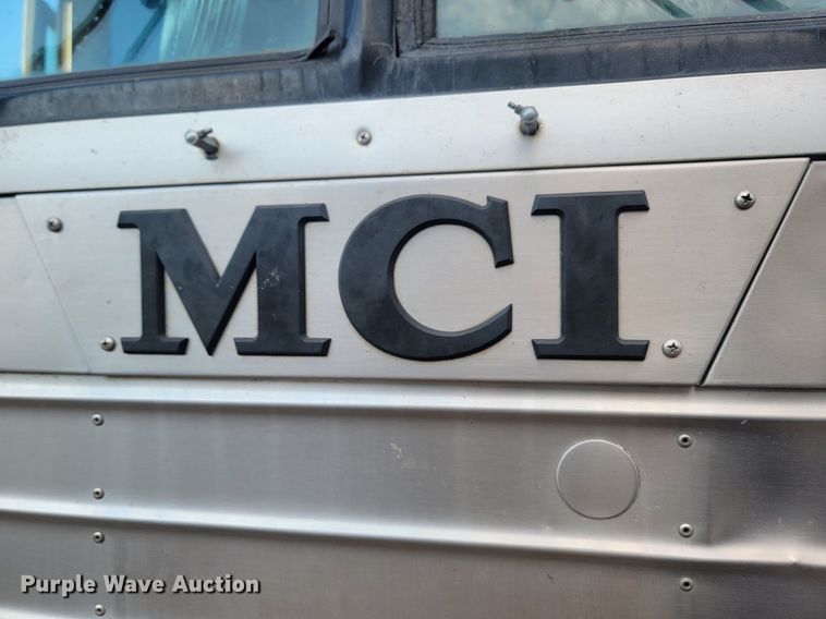image for item JG9634 1982 MCI MC-9  party bus