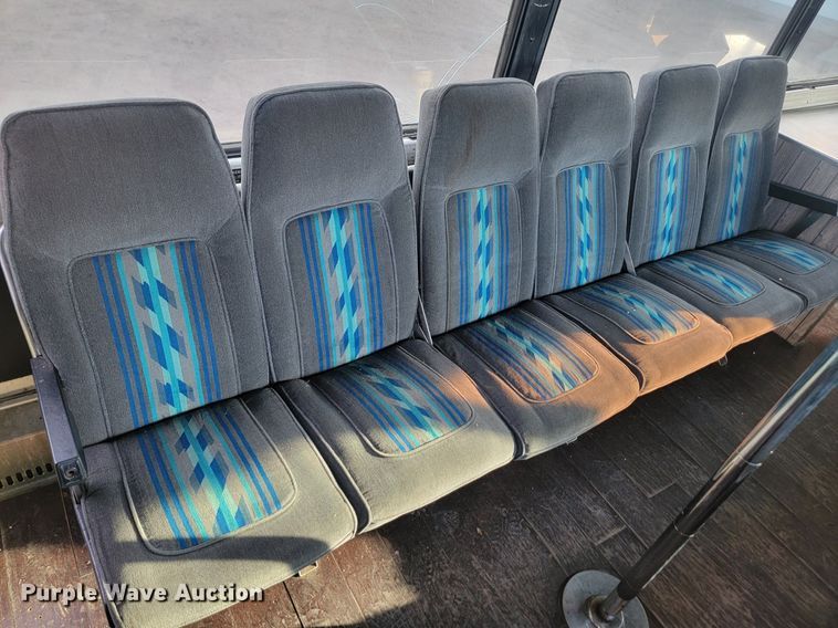 image for item JG9634 1982 MCI MC-9  party bus