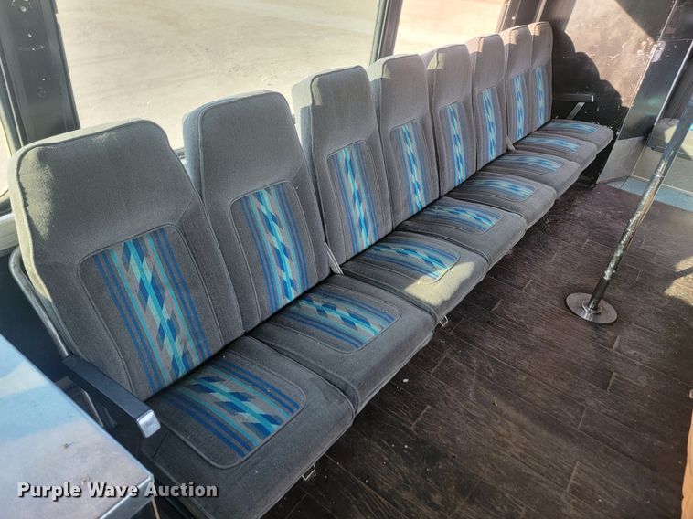 image for item JG9634 1982 MCI MC-9  party bus