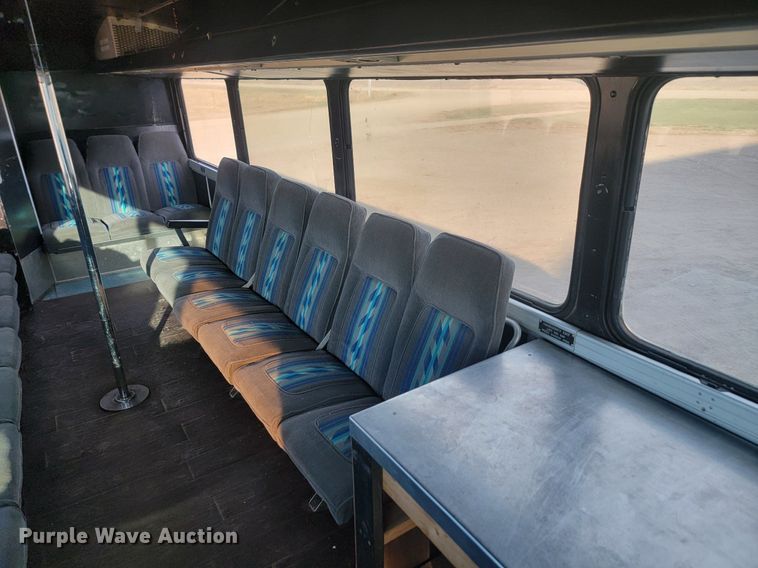 image for item JG9634 1982 MCI MC-9  party bus