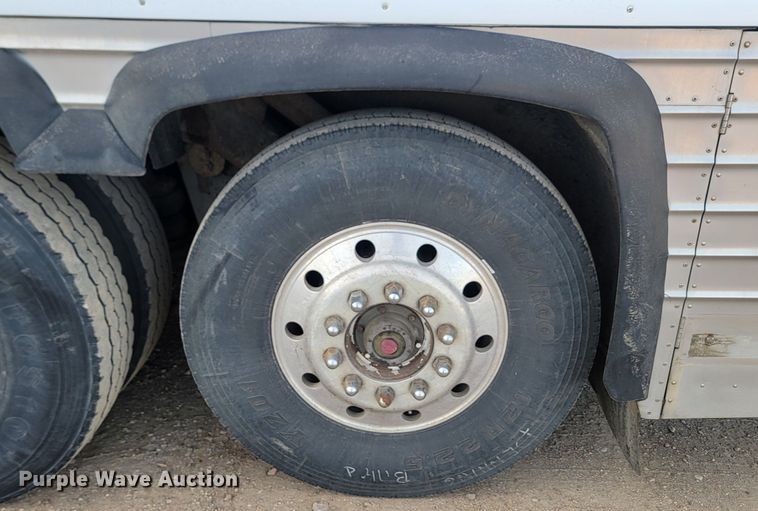 image for item JG9634 1982 MCI MC-9  party bus