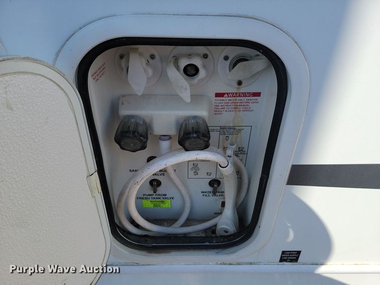 image for item JG9702 2009 Monaco Coach Starwood  camper