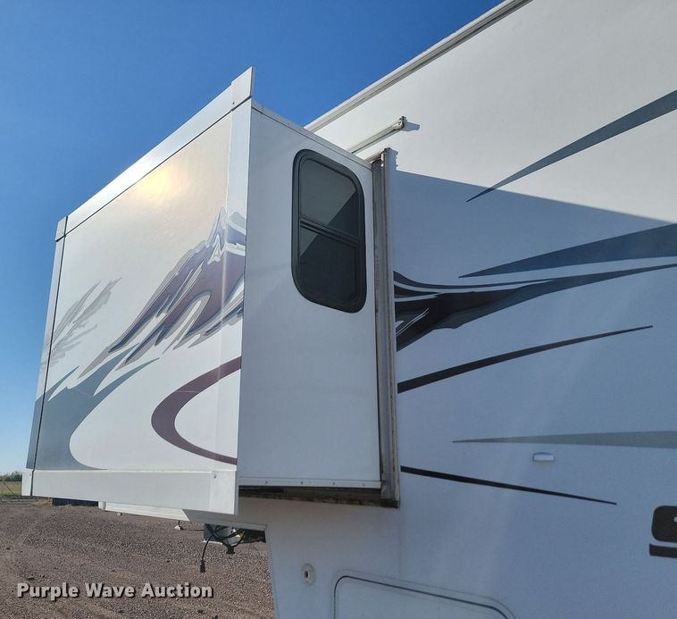 image for item JG9702 2009 Monaco Coach Starwood  camper