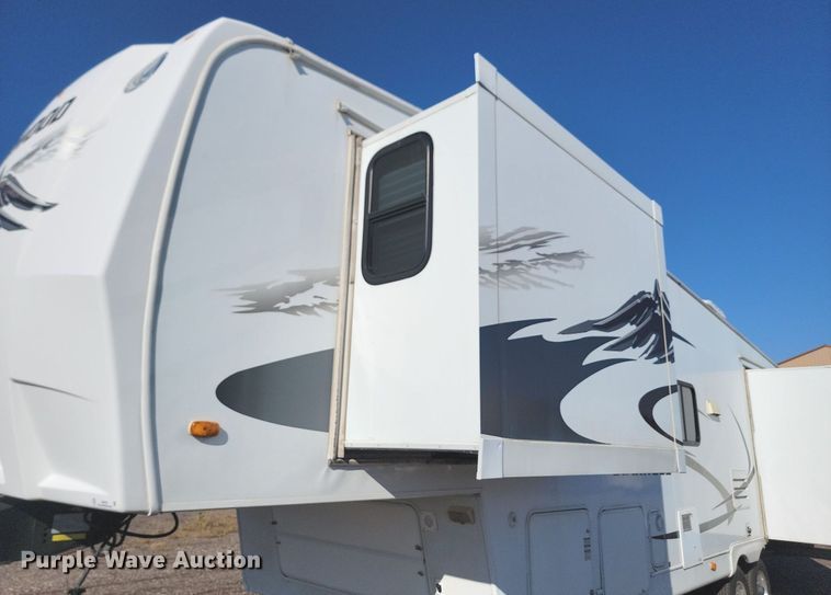 image for item JG9702 2009 Monaco Coach Starwood  camper