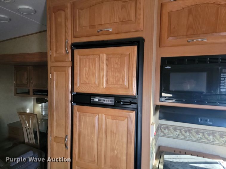 image for item JG9702 2009 Monaco Coach Starwood  camper