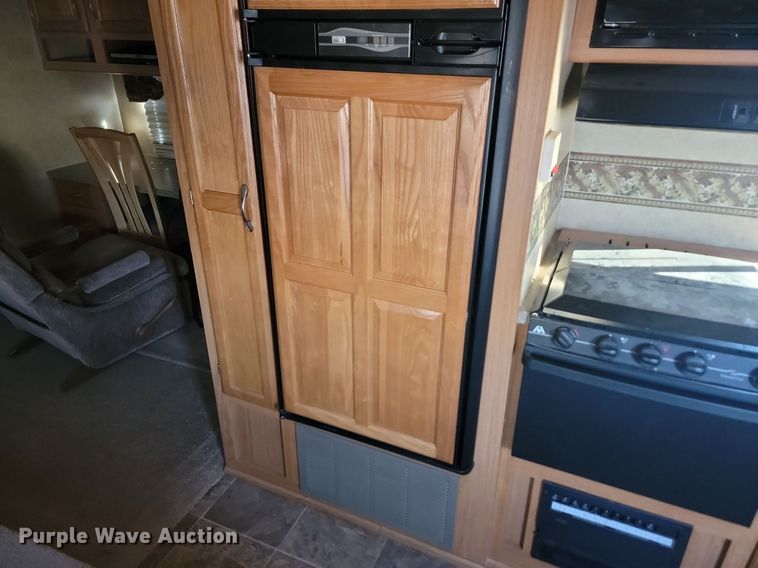 image for item JG9702 2009 Monaco Coach Starwood  camper