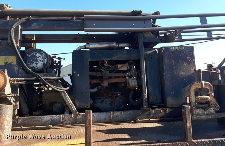 image for item KD9067 2004 Ford F650 Super Duty  drilling rig truck