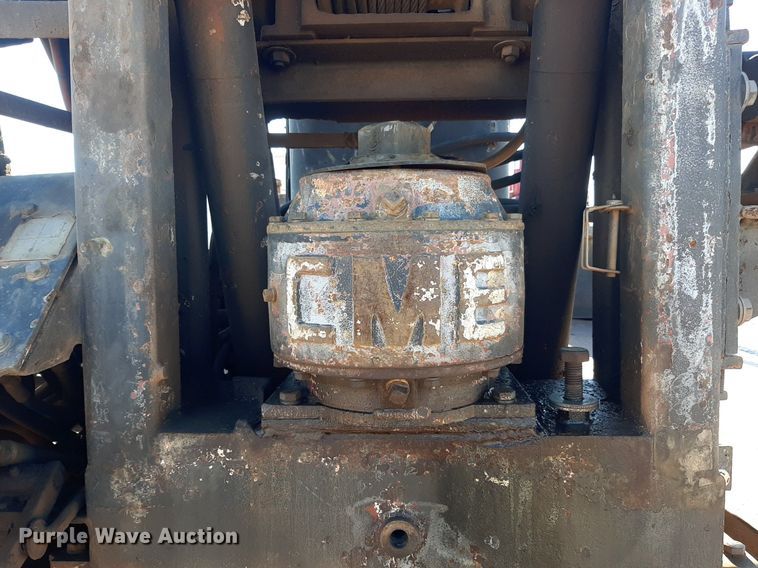 image for item KD9067 2004 Ford F650 Super Duty  drilling rig truck