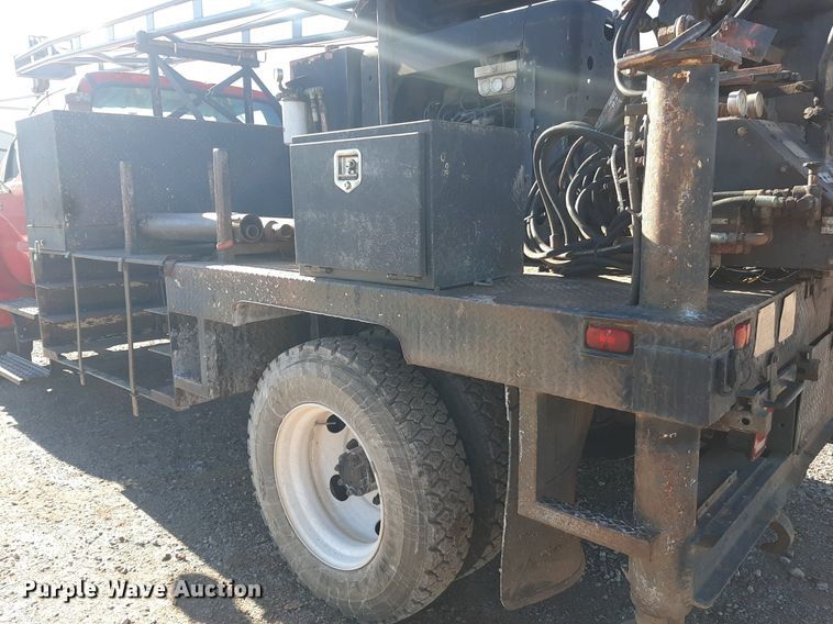 image for item KD9067 2004 Ford F650 Super Duty  drilling rig truck