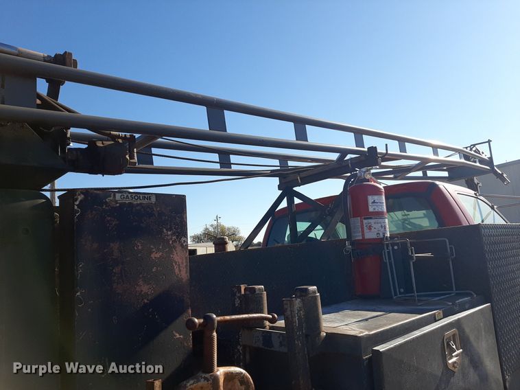 image for item KD9067 2004 Ford F650 Super Duty  drilling rig truck