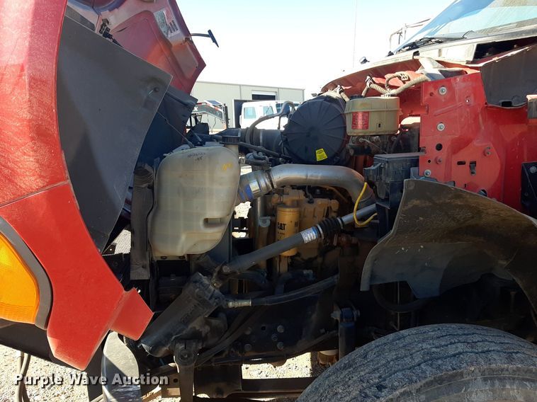 image for item KD9067 2004 Ford F650 Super Duty  drilling rig truck