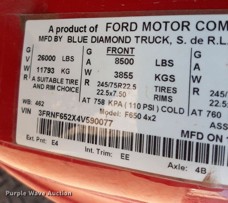 image for item KD9067 2004 Ford F650 Super Duty  drilling rig truck