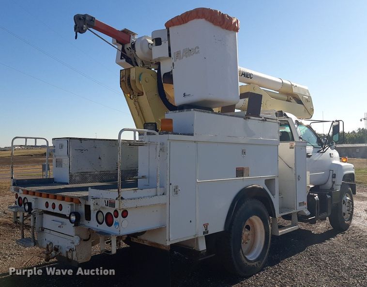 image for item KD9071 2002 Chevrolet C7500  bucket truck
