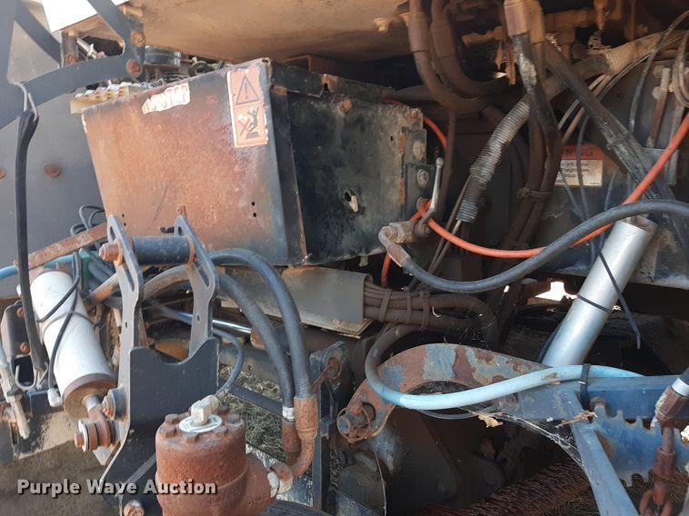 image for item KD9093 2004 Freightliner FC80  street sweeper truck