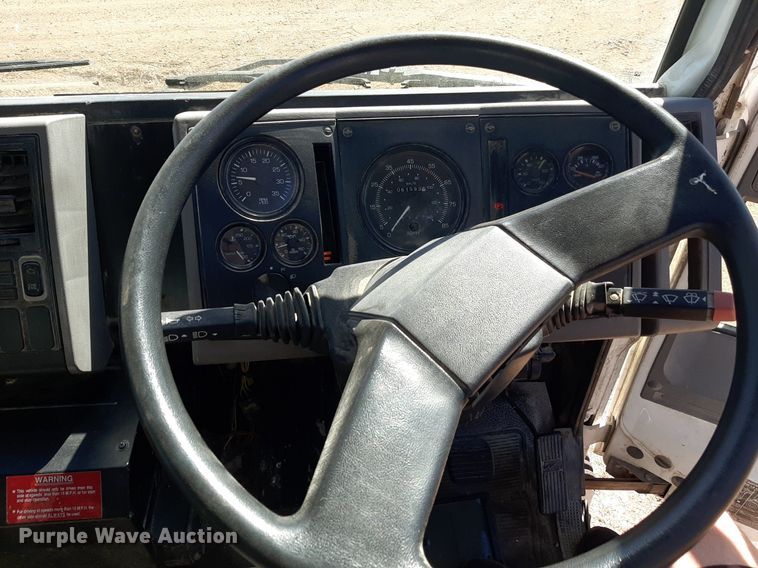 image for item KD9093 2004 Freightliner FC80  street sweeper truck