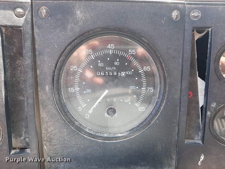 image for item KD9093 2004 Freightliner FC80  street sweeper truck