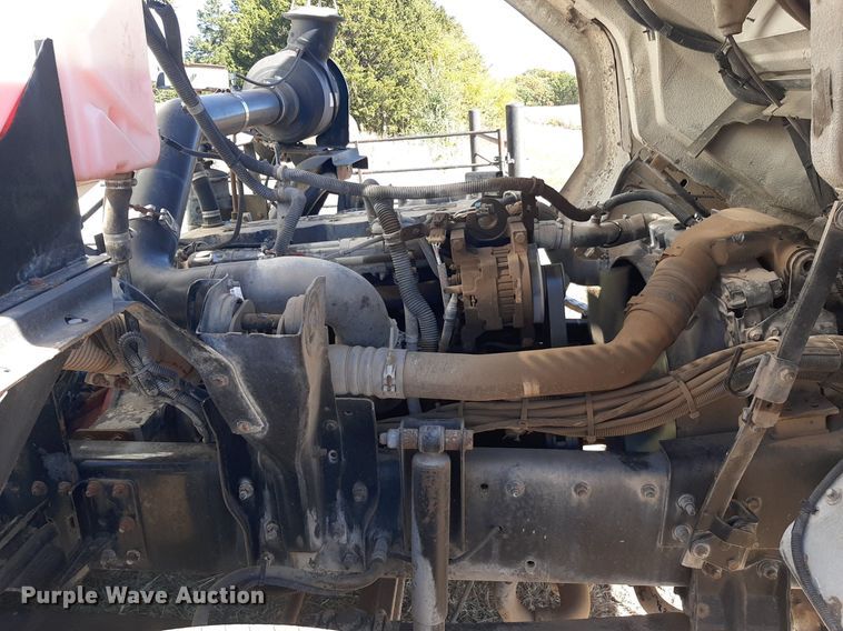 image for item KD9093 2004 Freightliner FC80  street sweeper truck