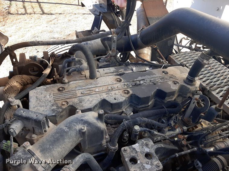 image for item KD9093 2004 Freightliner FC80  street sweeper truck