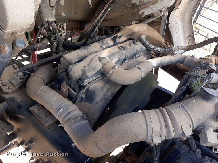 image for item KD9093 2004 Freightliner FC80  street sweeper truck