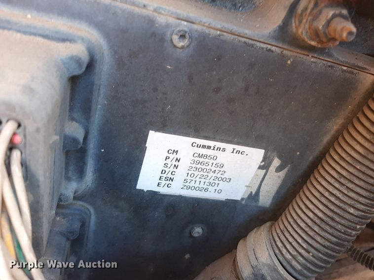 image for item KD9093 2004 Freightliner FC80  street sweeper truck