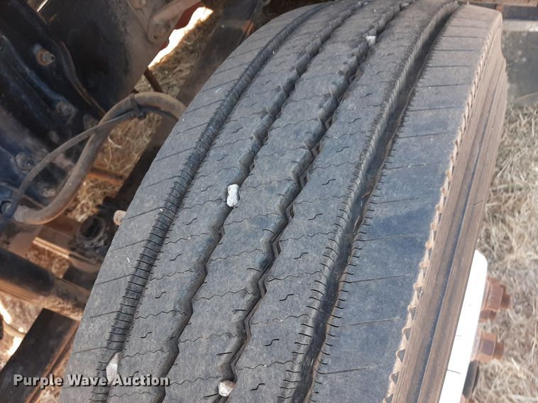 image for item KD9093 2004 Freightliner FC80  street sweeper truck