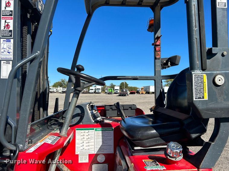 image for item KH9540 2012 Moffett M55.4  forklift