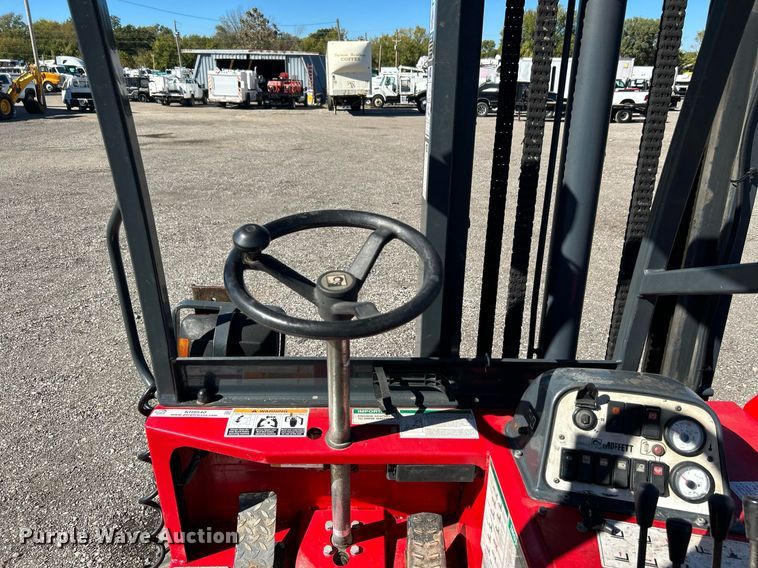 image for item KH9540 2012 Moffett M55.4  forklift