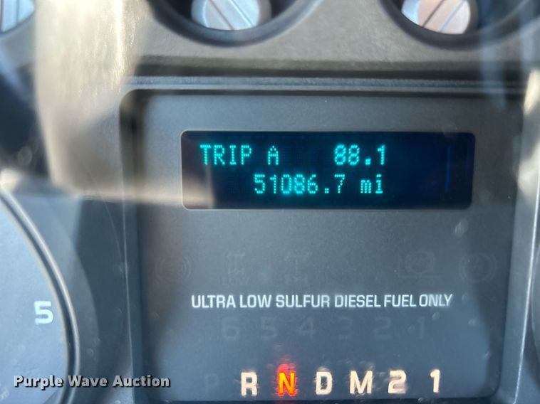 image for item KH9543 2017 Ford F750 Super Duty  truck cab and chassis