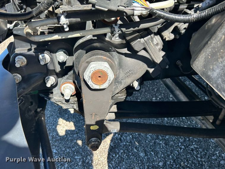 image for item KH9543 2017 Ford F750 Super Duty  truck cab and chassis