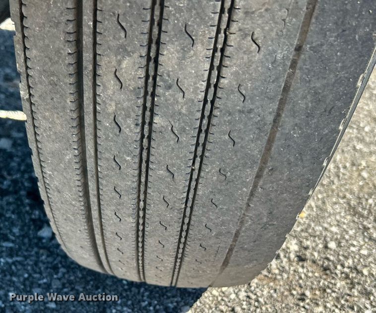 image for item KH9543 2017 Ford F750 Super Duty  truck cab and chassis